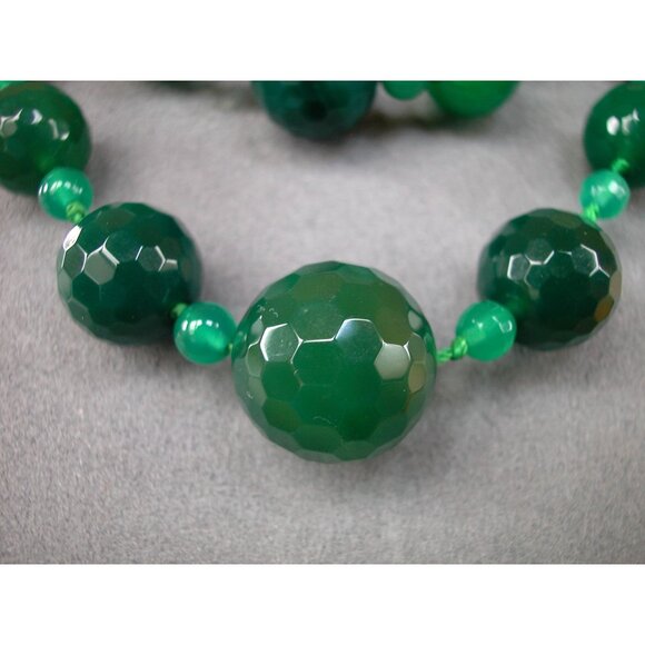 Green 3-Strand Glass Necklace/ Faceted Large Round Beads 28" - Picture 4 of 5